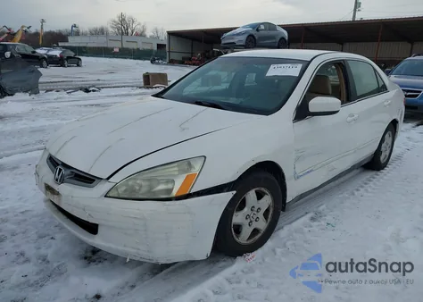 2003 Honda Accord 2.4 Lx z USA, uszkodzony, nr VIN 1HGCM56363A029471